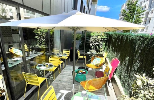 Asnieres-sur-Seine Apartment | Residhome Asnières Park
