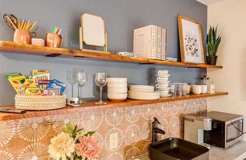 Saluda Cottage | Resilience Road Cottage: Walk to Downtown Saluda, Close to Hiking & Activities!
