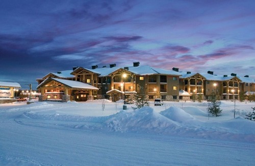West Yellowstone Apartment | Resort 1BD condo 1 block from Yellowstone gates with resort amenities