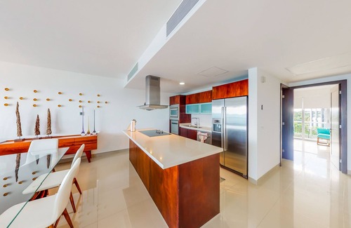Puerto Juarez Condo | Resort condo with WiFi, central AC & shared pool/amenities - walk to the beach
