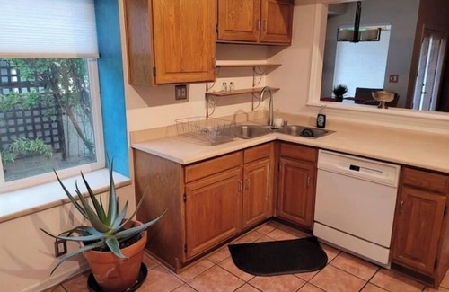 Northeast Heights House | Resort Havana