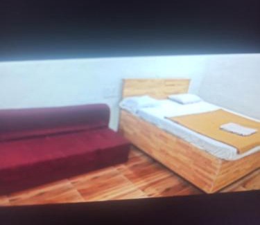 Matheran Bed & Breakfast | Resort park view kathiyawadi matheran
