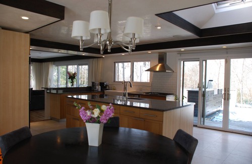 Hay Beach House | Resort Style Home- Family Friendly