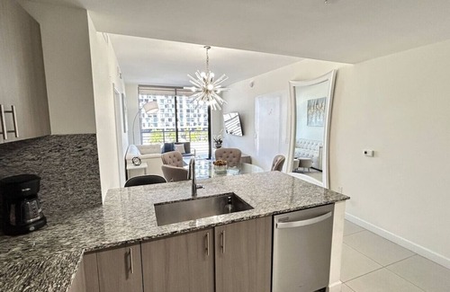 Doral Apartment | Resort Style Luxury Living in Doral, Miami
