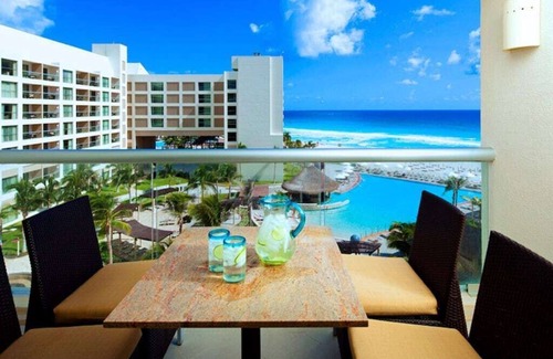 Zona Hotelera Condo | Resort Vacation, Shopping, Relaxing, direct, Ocean access