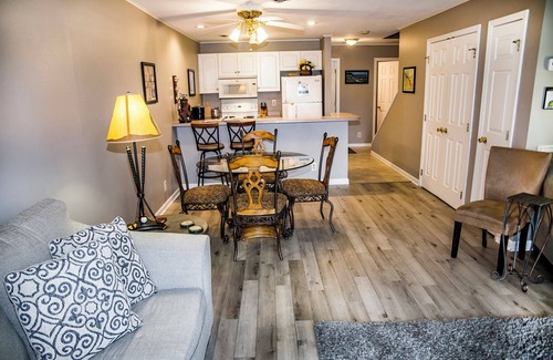 Fairfield Glade Condo | 🌄Resort Vacations at Fairfield Glade TN 2 bedroom Condo with Gorgeous Lake Front