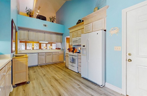Sandestin House | Resort Villa Near Beach, Shopping, & Market w/Shared Hot tub/Pool + WiFi, AC, WD