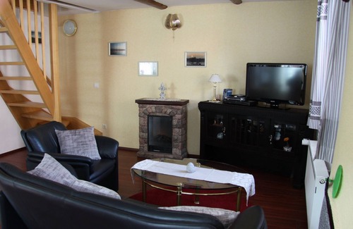 Ditzum Apartment | Rest and relaxation, the so-called "Endje van de world" in the fishing village Ditzum
