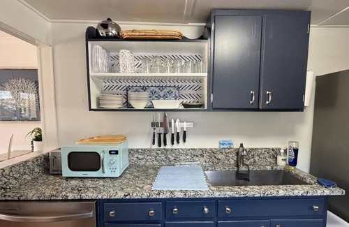 Surf City Cottage | 'Rest Ashored'- Charming Beach Cottage- Incredible location-Pet Friendly!