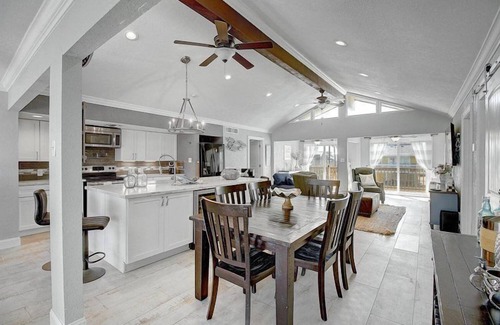 Key Allegro House | Rest by the Bay