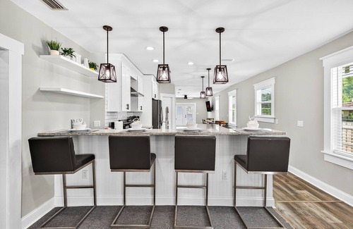 Tampa Heights House | Rest & Recharge | Modern Comfort Near Downtown