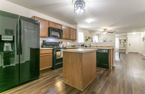 Medina Valley House | Rest & Relax/SeaWorld/Lackland