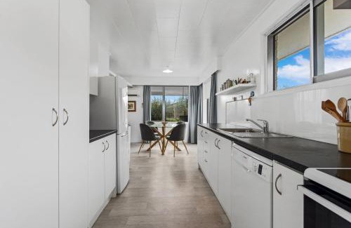 Waiotahi House | Rest Stop on Richard Street