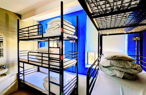 Elephant and Castle Hotel | Rest Up London - Hostel