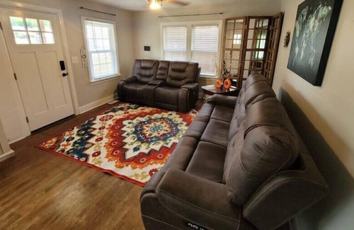 Shelbyville House | Rest well at Eden