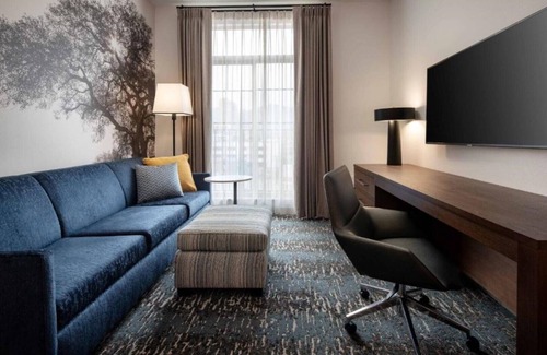 Downtown House | Rest well at our extended-stay hotel in Glendale, CA