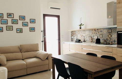 Galatina House | Rest&Work-Holiday House with Large Garden