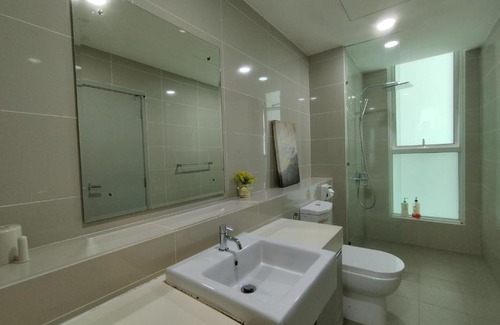 Downtown Kota Kinabalu Apartment | reSTARY - Blue Dream, Sutera Avenue Infinity Pool - Imago Opposite - KK City- 2BR,5Pax 来沙旅 蓝梦主题公寓 - 无边际日落海景泳池 - Imago商场对面 - KK市中心 - 2房5人