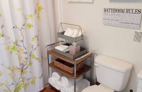 Biglerville Other | Rested Rooster Maisonette! Near Gettysburg and Cashtown Inn Sleeps 6
