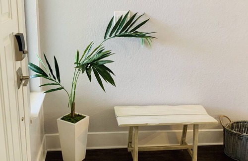 Quail Ridge House | Resting place