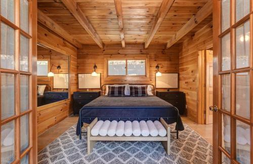 Big Canoe House | Resting Retreat - Play Arcades Soak in the Hot Tub More