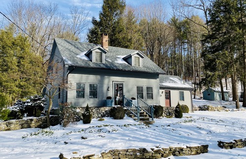 Hillsdale House | Restored 1810 Farmhouse in Hillsdale, NY