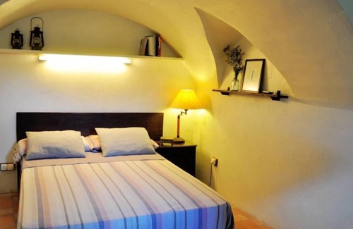 Llofriu House | Restored house in Llofriu village close to the best beaches of Calella, Llafranc, Begur