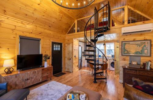 West Jefferson House | Retreat at Riverbend