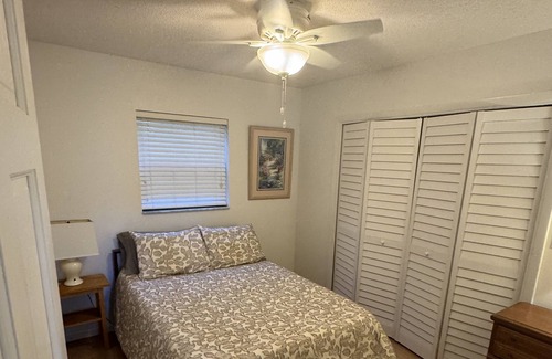 Dunnellon Cottage | Retreat at the Riverside in Comfort