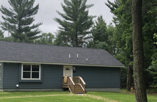 Nekoosa House | Retreat in the Pines - 5 Min. to Sand Valley Golf & Lake Access to Petenwell