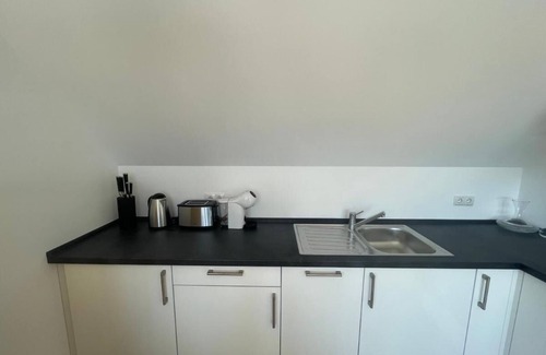 Venningen Apartment | Retreat in the sea of vines with barbecue & parking lot(pet-friendly)