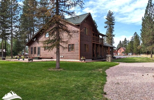 Seeley Lake House | Retreat to Serenity Pines! Family Fun, Relaxation & Modern Comforts w/RV Space!