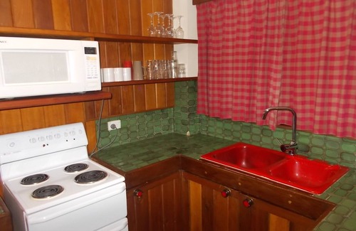 Thredbo Apartment | Retro 2 Bedroom Apartment