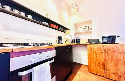 Montespertoli Villa | Retro chic 1800s villa w/pool, park, terrace & concierge, 30 min from Florence