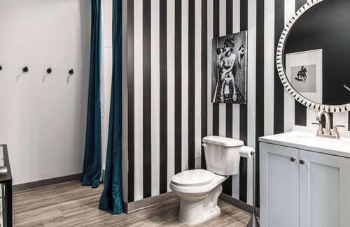 Maxwell Condo | Retro Sanctuary