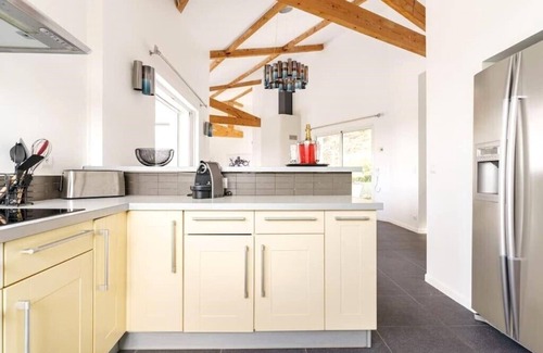 La Motte Villa | REVERIE in PROVENCE/Heated pool+JACCUZI+Air-conditioned rooms/BEACH 20 Min