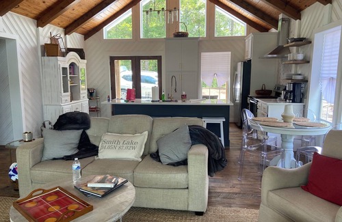 Jasper House | Revive at beautiful Smith Lake! This property offers something for everyone!