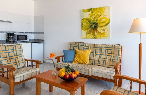 Charco del Palo House | Reyes Natur - Bungalow on the seafront