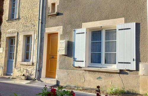 Bernieres-sur-Mer Apartment | Rez-de-chaussée "Au P'tit Bonheur" à 500m de la mer