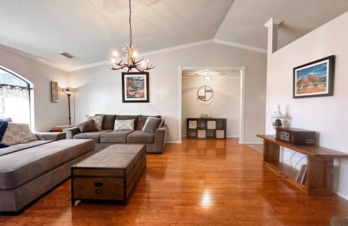 Cottonwood-Verde Village House | RGK Getaway - Spacious home with a pool