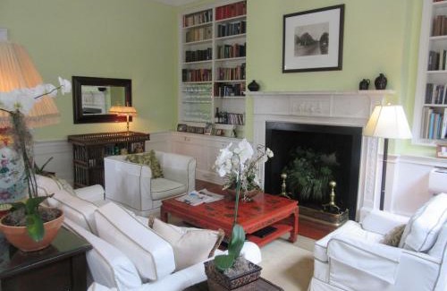 Downtown Bed & Breakfast | Rhett House