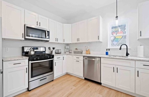Atlantic City Apartment | Rhythm & Spirits Beach House: 1-Block to Boardwalk & Casinos