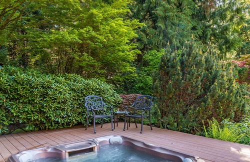 Langley House | Rhythm Waters - Garden with Ponds | Firepit