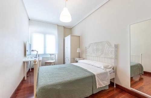 Deustuko San Pedro-Erribera Apartment | Ria Bilbao Flat