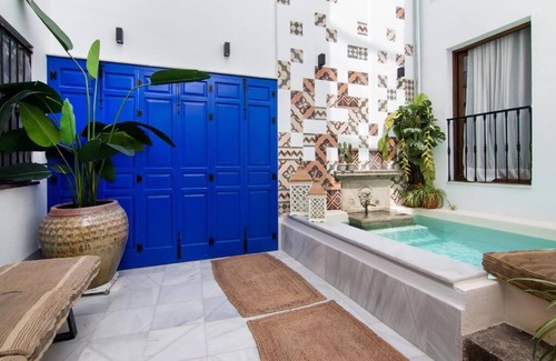 Granada City Center Apartment | Riad Alhambra 4