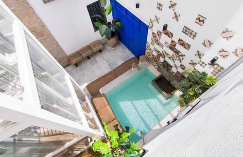 Granada City Center Apartment | Riad Alhambra 4