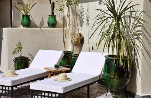 Kbour Chou House | Riad Banatti