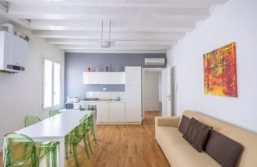 San Polo Apartment | Rialto al Manganer, apartment near Rialto Mercato