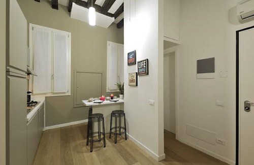 San Polo House | Rialto twins house, in the center of the city