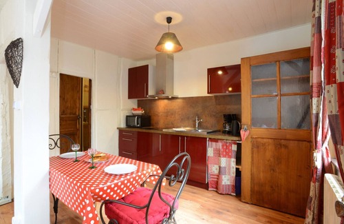 Ribeauville Apartment | RIBEAUVILLE city center - Gîte des Ménétriers, LE TOKAY - TripAlsace
